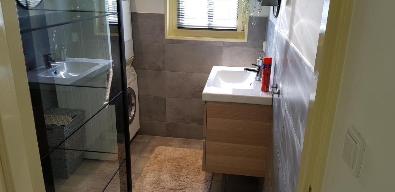 Prachtig Vrijstaand Appartement Aan Het Water Heerhugowaard Ngoại thất bức ảnh